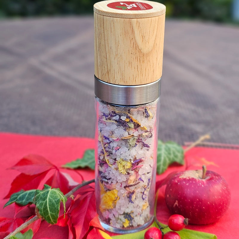 Blütensalz in der Salzmühle - das perfekte Geschenk