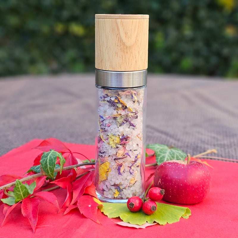 Blütensalz in der Salzmühle - das perfekte Geschenk