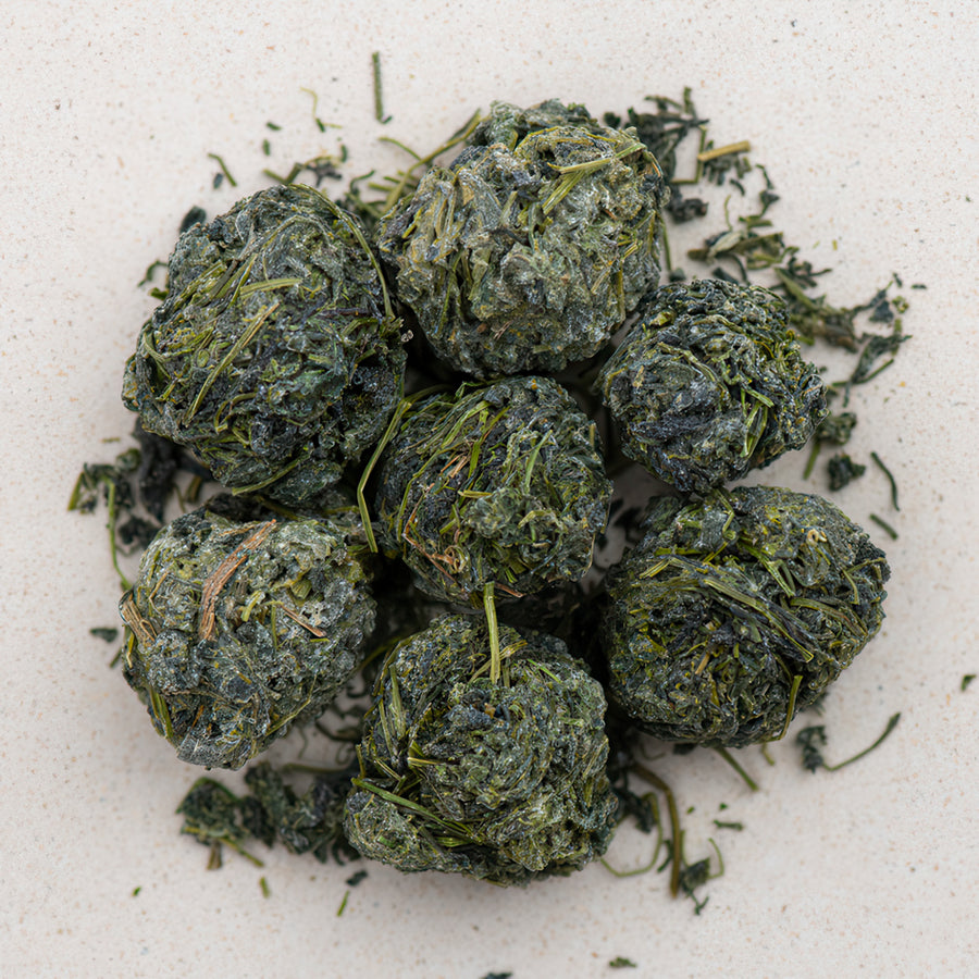 Jiaogulankraut gerollt, gynostemma pentaphyllum - Novel Food, kein Lebensmittel